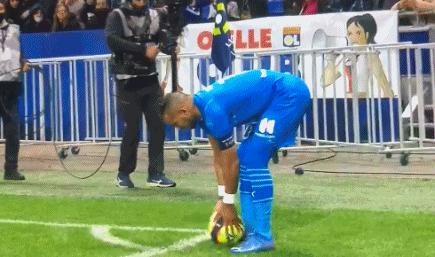 常州举办足球音乐晚会，黄紫昌夫妇甜蜜献唱《小酒窝》