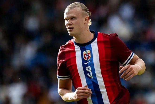 法尔克：拜仁不太可能在一月签下格伊，球队想优先与于帕续约（法尔克：拜仁冬窗难引进格伊，续约于帕优先）