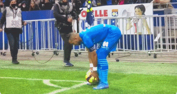 中超比赛亮点：武汉三镇绝杀山东泰山,