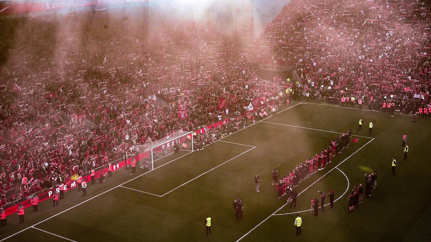 德转更新土超身价：奥纳纳跌至1500万欧，萨内跌至2300万欧（德转公布土超最新身价：奥纳纳跌至1500万欧，萨内降至2300万欧）