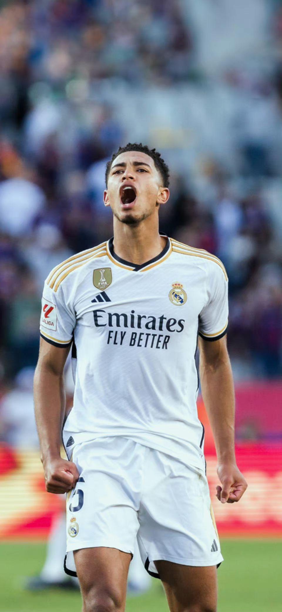 曝阿森纳加入塞梅尼奥争夺战 英超5大豪门冬窗抢他（曝阿森纳参与塞梅尼奥竞购 英超五豪门冬窗围抢）