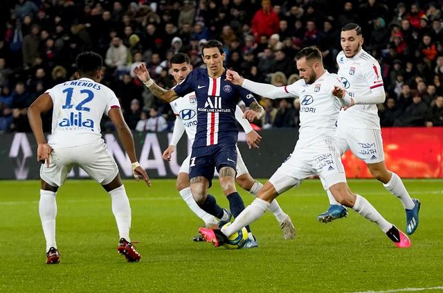 球迷不满森林欧战球员名单：努诺似乎在尽一切努力让自己被解雇（森林欧战名单惹球迷不满：努诺被质疑在竭力让自己下课）