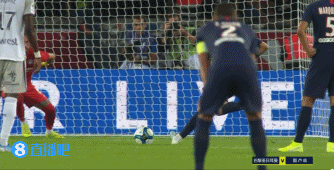 凯里·詹娜养女晒奢华生活，其母21岁跻身十亿富豪榜