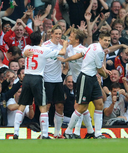 克罗斯评历史最佳11人：C罗左边锋，梅西前腰，马尔蒂尼入选（克罗斯评历史最佳阵容：C罗踢左翼，梅西任前腰，马尔蒂尼在列）