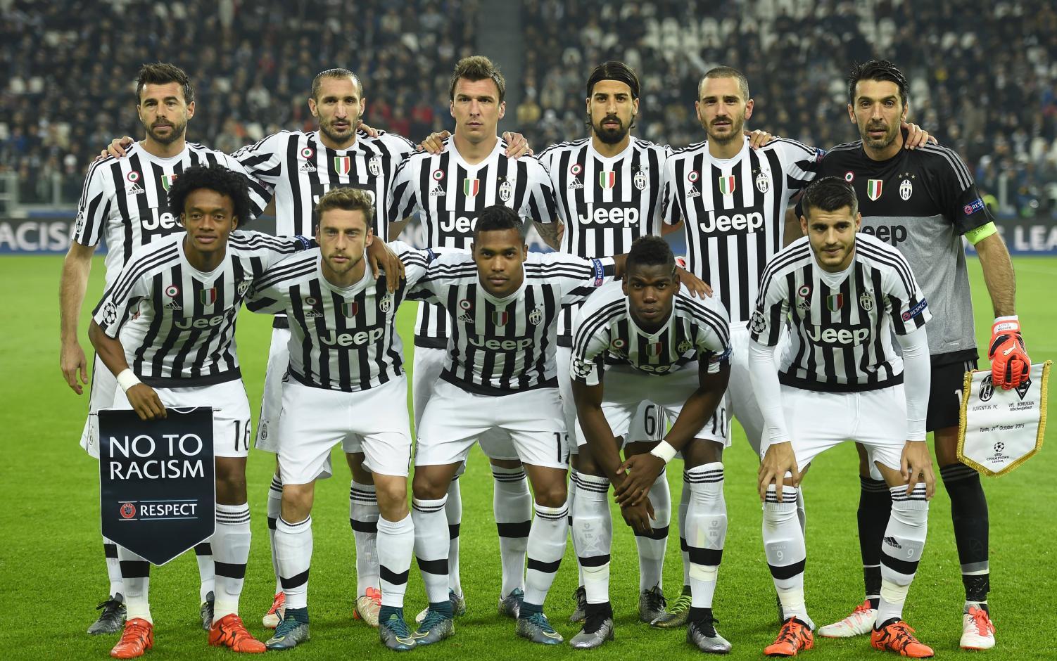 原曼联青年队球员目前正在卖蛋糕，他是小麦、拉什福德前队友